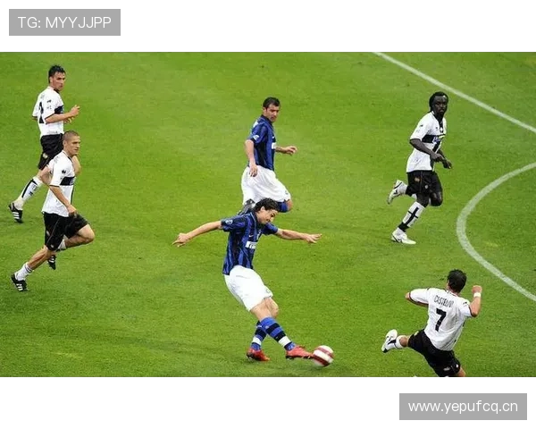 AC米兰依赖单核驱动的战术困局，对球队赛季表现稳定性构成考验。